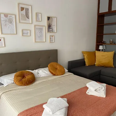 Beverello Apartment Naples